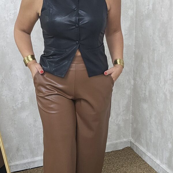 Pantalón polipiel Camel